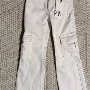 NWT Kids Zara White Utility Cargo Pants, size 6